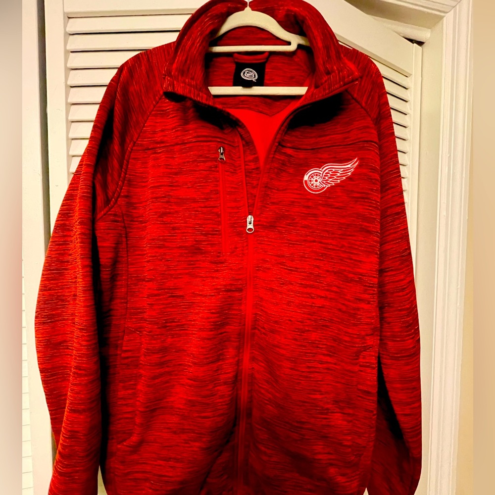 Men’s Detroit Red Wings Lined Jacket.